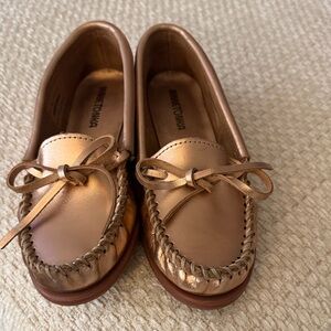 Minnetonka Bronze Moccasins with Bow